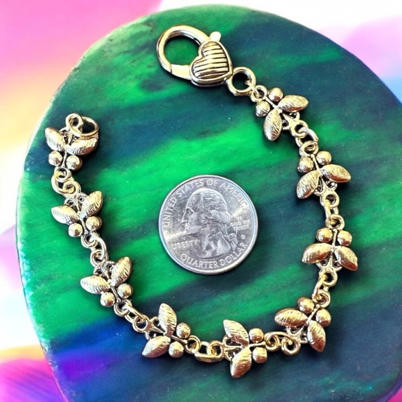 Gold Toned and Rhinestone Butterfly Bracelet - Picture 17 of 17